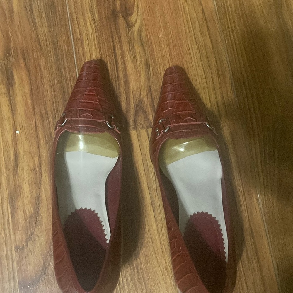 Enzo Angiolini Red Flats with Textured Leather